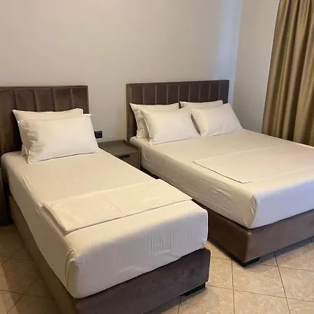 Lili 3* Sarandë