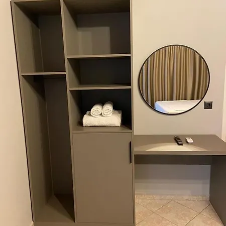 Lili Hotel 3*